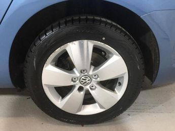 Volkswagen Golf 2.0 TDI BlueMotion Tech SE Estate 5dr Diesel DSG Euro 5 (s/s) (1