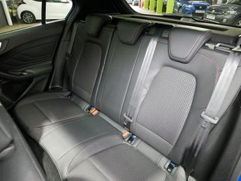 Ford Focus EcoBlue ST-Line X