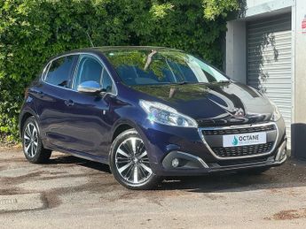 Peugeot 208 PureTech Tech Edition