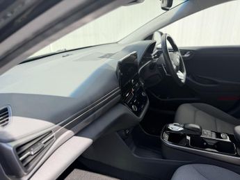 Hyundai IONIQ 38.3kWh Premium Hatchback 5dr Electric Auto (136 ps)