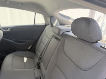 Hyundai IONIQ 38.3kWh Premium Hatchback 5dr Electric Auto (136 ps)