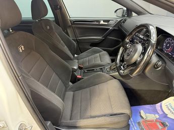 Volkswagen Golf 2.0 TSI R Hatchback 5dr Petrol DSG 4Motion Euro 6 (s/s) (300 ps)