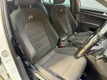 Volkswagen Golf 2.0 TSI R Hatchback 5dr Petrol DSG 4Motion Euro 6 (s/s) (300 ps)