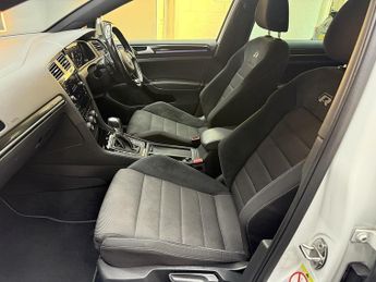 Volkswagen Golf 2.0 TSI R Hatchback 5dr Petrol DSG 4Motion Euro 6 (s/s) (300 ps)