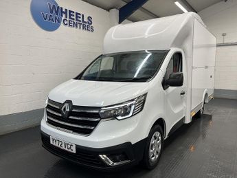 Renault Trafic 2.0 BLUEDCI 150 BHP LONG LOW LOADER RED EDITION 2.0 2dr Luton Ma