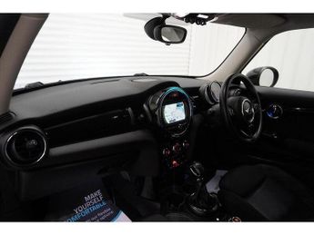 MINI Hatch Hatch 1.5 Cooper Steptronic Euro 6 (s/s) 3dr