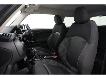 MINI Hatch Hatch 1.5 Cooper Steptronic Euro 6 (s/s) 3dr