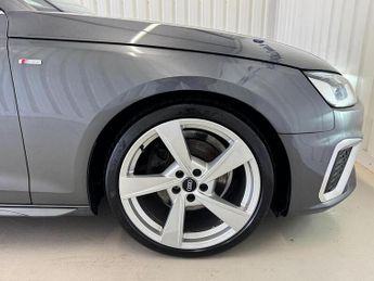 Audi A4 Avant A4 Avant 2.0 TDI 30 S line S Tronic Euro 6 (s/s) 5dr