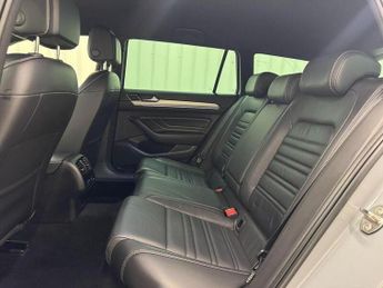 Volkswagen Passat Passat 2.0 BiTDI R-Line Edition DSG 4Motion Euro 6 (s/s) 5dr