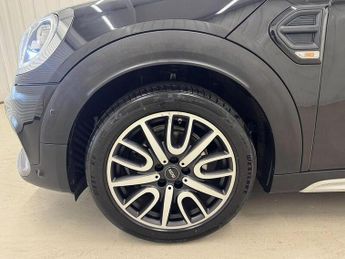 MINI Countryman Countryman 1.5 Cooper Auto 6Spd ALL4 Euro 6 (s/s) 5dr