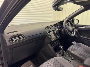 Volkswagen Tiguan Tiguan 1.5 TSI R-Line DSG Euro 6 (s/s) 5dr