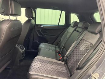 Volkswagen Tiguan Tiguan 1.5 TSI R-Line DSG Euro 6 (s/s) 5dr