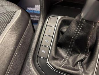 Volkswagen Tiguan Tiguan 1.5 TSI R-Line DSG Euro 6 (s/s) 5dr