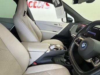 BMW iX 40 M Sport