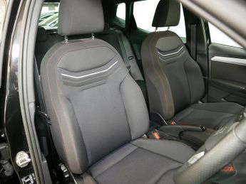 SEAT Arona TSI FR