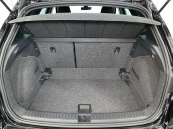 SEAT Arona TSI FR