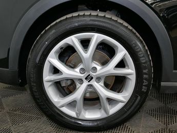 SEAT Arona TSI FR