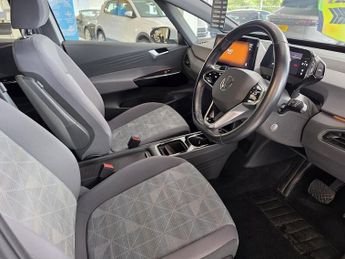 Volkswagen ID.3 Pro Performance 58kWh Life Hatchback 5dr Electric Auto (204 ps)