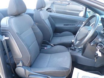 Peugeot 207 CC VTi Active