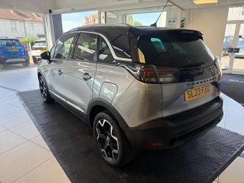 Vauxhall Crossland 1.5 Turbo D Ultimate SUV 5dr Diesel Auto Euro 6 (s/s) (120 ps)