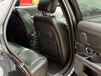 Jaguar XJ d V6 R-Sport