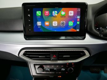 SEAT Arona TSI FR