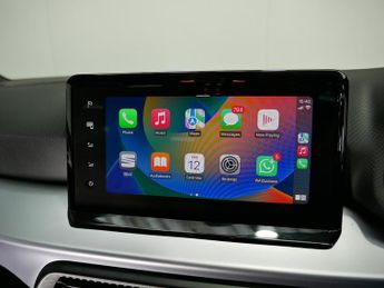 SEAT Arona TSI FR