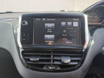 Peugeot 2008 1.2 VTi PureTech Crossway SUV 5dr Petrol Manual Euro 5 (82 ps)