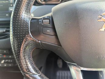 Peugeot 2008 1.2 VTi PureTech Crossway SUV 5dr Petrol Manual Euro 5 (82 ps)