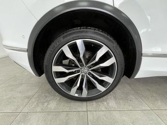 Volkswagen Tiguan TDI R-Line Tech