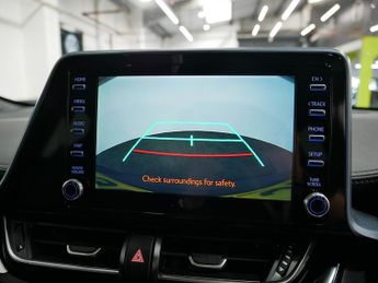 Toyota C-HR VVT-h Design