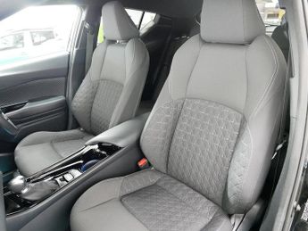 Toyota C-HR VVT-h Design