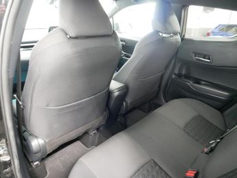 Toyota C-HR VVT-h Design