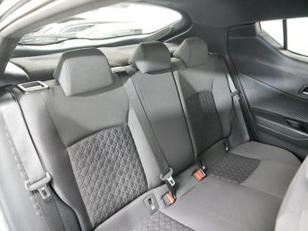 Toyota C-HR VVT-h Design