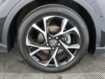 Toyota C-HR VVT-h Design