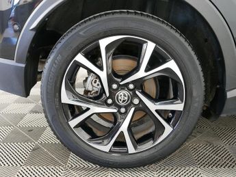Toyota C-HR VVT-h Design