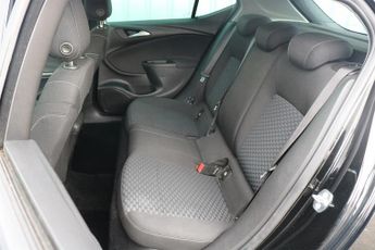 Vauxhall Astra CDTi ecoFLEX Design
