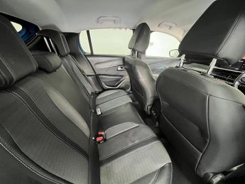 Peugeot 208 PureTech Allure Premium