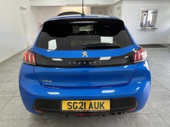Peugeot 208 PureTech Allure Premium