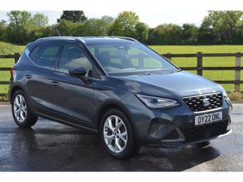SEAT Arona TSI FR