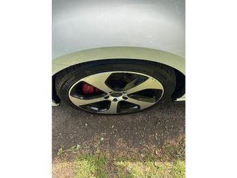 Volkswagen Golf TSI BlueMotion Tech GTI Performance