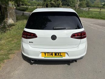 Volkswagen Golf TSI BlueMotion Tech GTI Performance