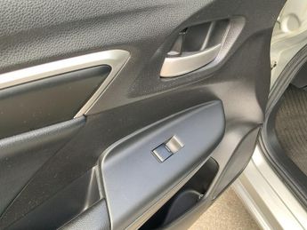 Honda FIT L PACKAGE