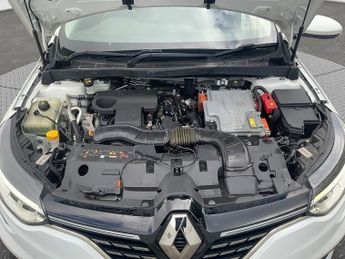 Renault Megane E-TECH Iconic