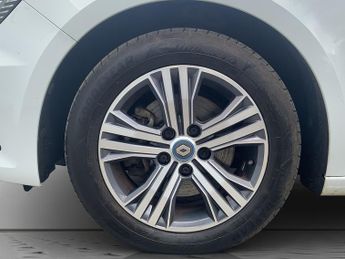Renault Megane E-TECH Iconic