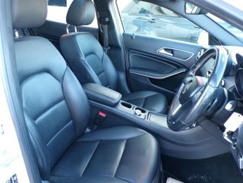 Mercedes-Benz GLA GLA200 CDI SE