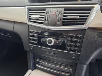 Mercedes-Benz E Class 3.0 E350 CDI V6 BlueEfficiency Avantgarde Edition 125 Saloon 4dr