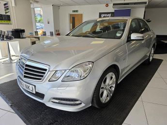 Mercedes-Benz E Class 3.0 E350 CDI V6 BlueEfficiency Avantgarde Edition 125 Saloon 4dr