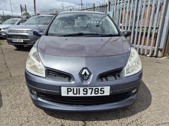 Renault Clio VVT Privilege