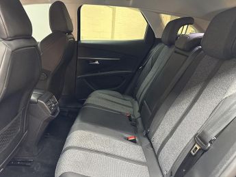Peugeot 3008 BlueHDi Allure
